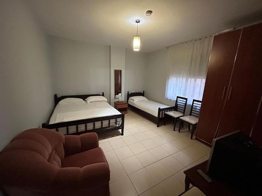 Apartament Rezidenca Hasanaj 33 *